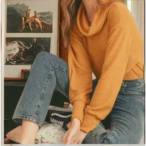 FREE PEOPLE NEW JUICY LONG SLEEVE WAFFLE KNIT OVERSIDED THERMAL CANYON MOON L - Picture 1 of 13